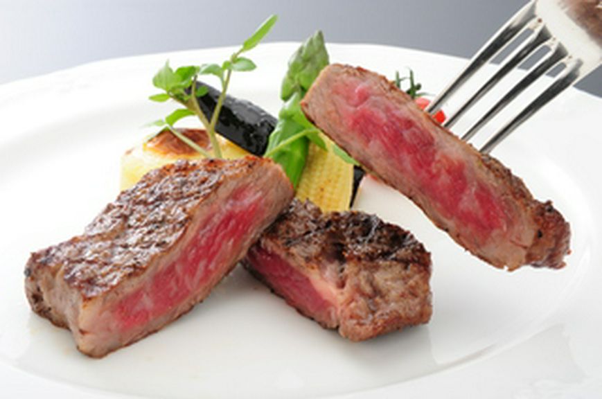 米沢牛の美味しさをステーキで。