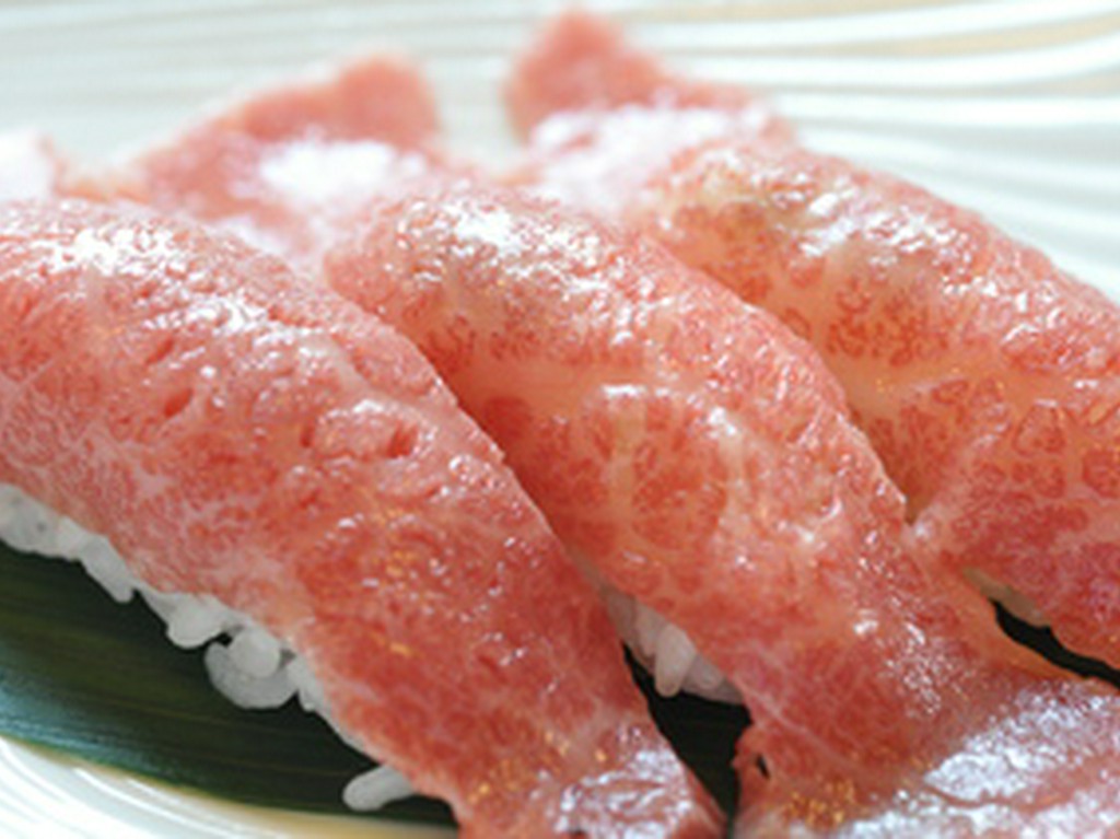 絶品！　黒毛和牛の牛トロ握り寿司