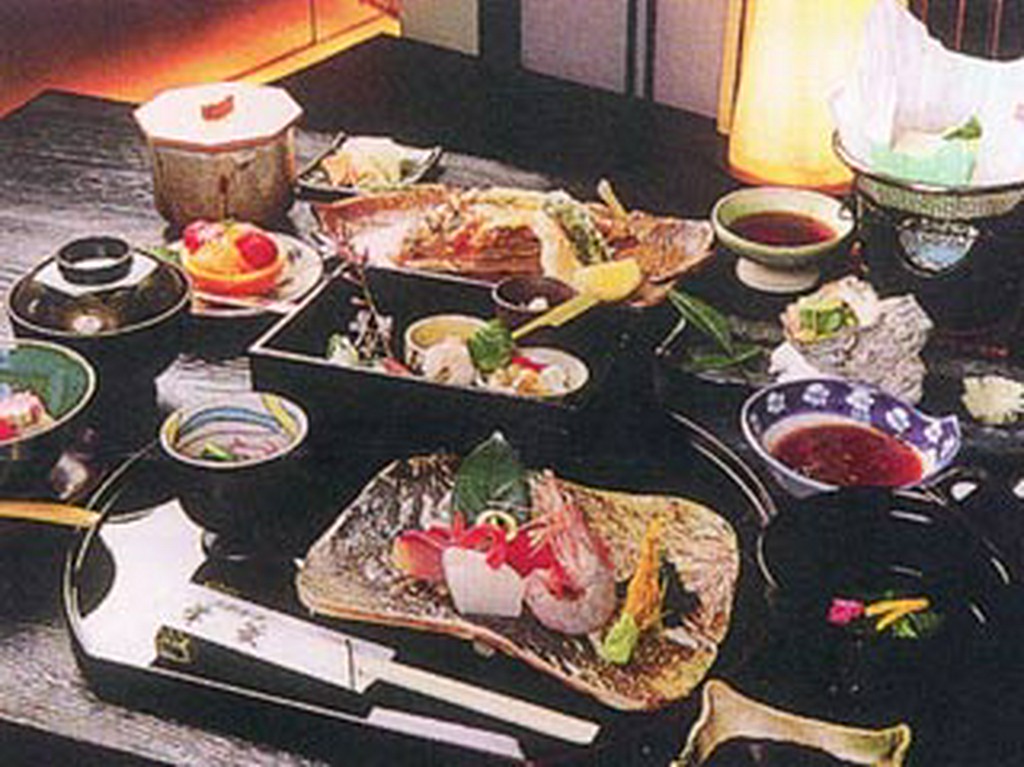 5000円、月コース。