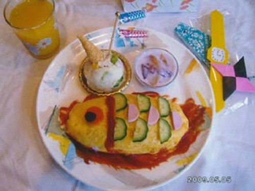 こどもの日特集　＜こいのぼり　オムライス＞　500円（税込）