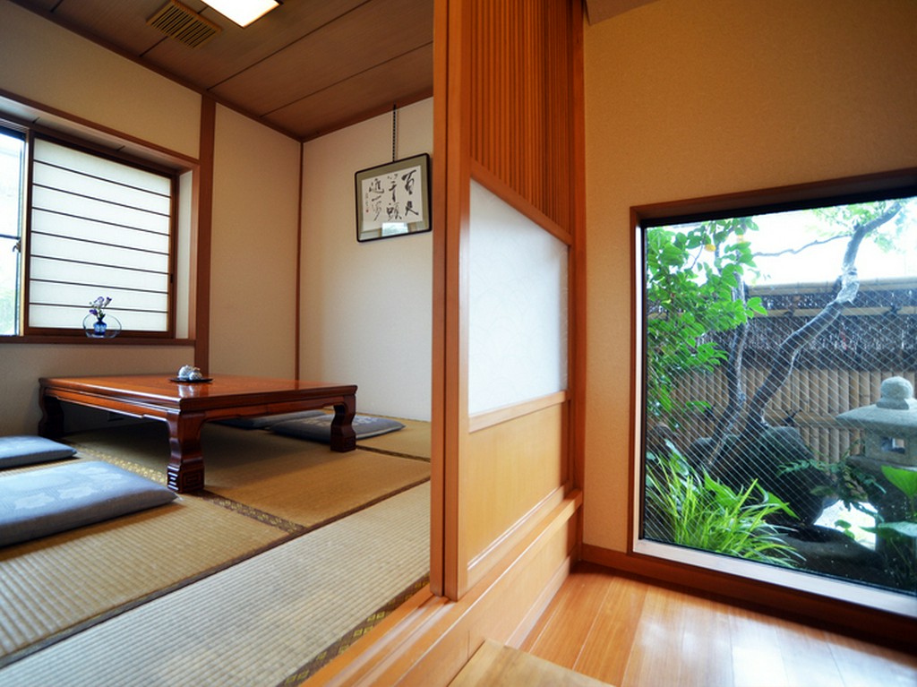 桜のガイドブックにも載る五百淵公園に隣接するロケーション