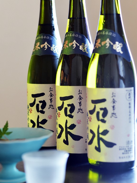 日本酒は、屋号を冠したオリジナル純米吟醸酒がオススメ