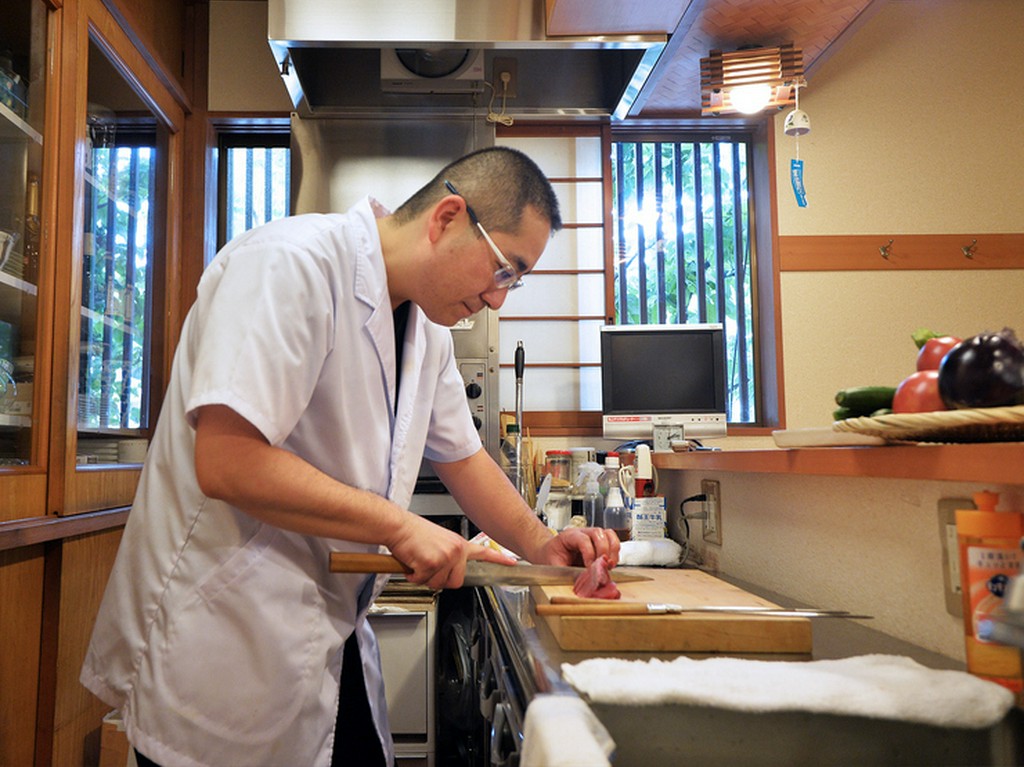 料理の基本、熱いものは熱く、冷たいものは冷たく、を守ります