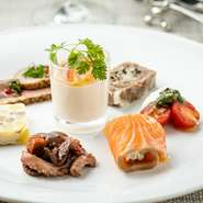 シェフの愛情がたっぷり『前菜の盛り合わせ（7品盛り）』