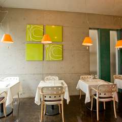 ヒトサラ編集部より【女子会におすすめのお店】に選ばれました