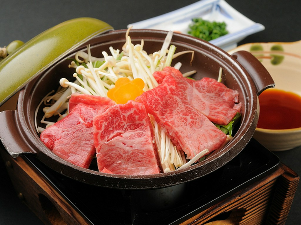 やわらかな肉質がたまらない『近江牛のとうばん焼き』