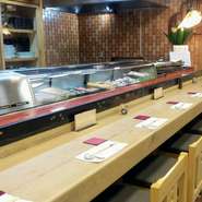 ８席ご用意しております。
初めての方でもお気軽にご利用ください。