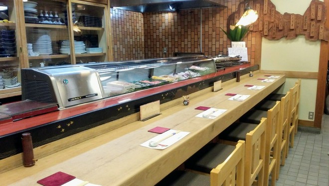 カウンター席がある