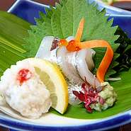 定番のお魚だけでなく旬のお魚も多数ご用意しております。