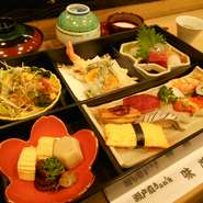 お客様の接待に、お友達との会食にぜひご利用ください。一日限定１０食です。