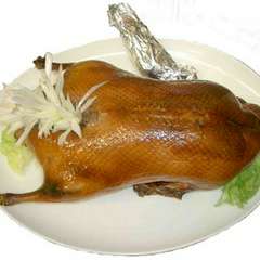 鍛錬な技を繰り広げるシェフが作り出す本格中華をご堪能あれ