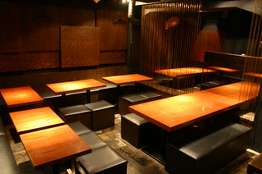 3時間宴会 クーポンで延長 3500円コース〜 貸切30名様位