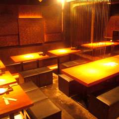 ジャズが流れる素敵な店内です