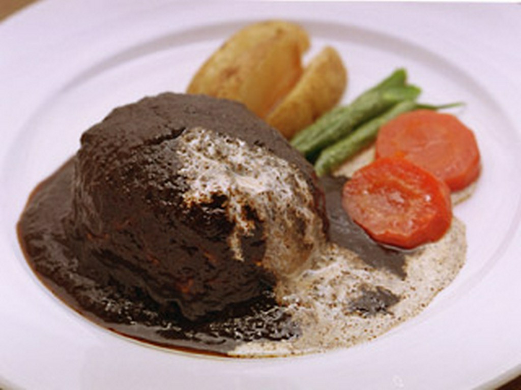 特製デミグラスソースのハンバーグステーキ