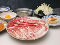 黒毛和牛リブロース《100g》
国産豚ロース《50g》
【A3等級】6600円
【A5等級 松阪牛】11000円
