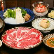 別途サービス料（10%）を頂戴いたします。