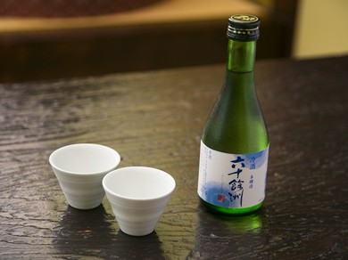 卓袱料理には、ぜひ長崎で人気の地酒『六十餘洲』を冷やでどうぞ