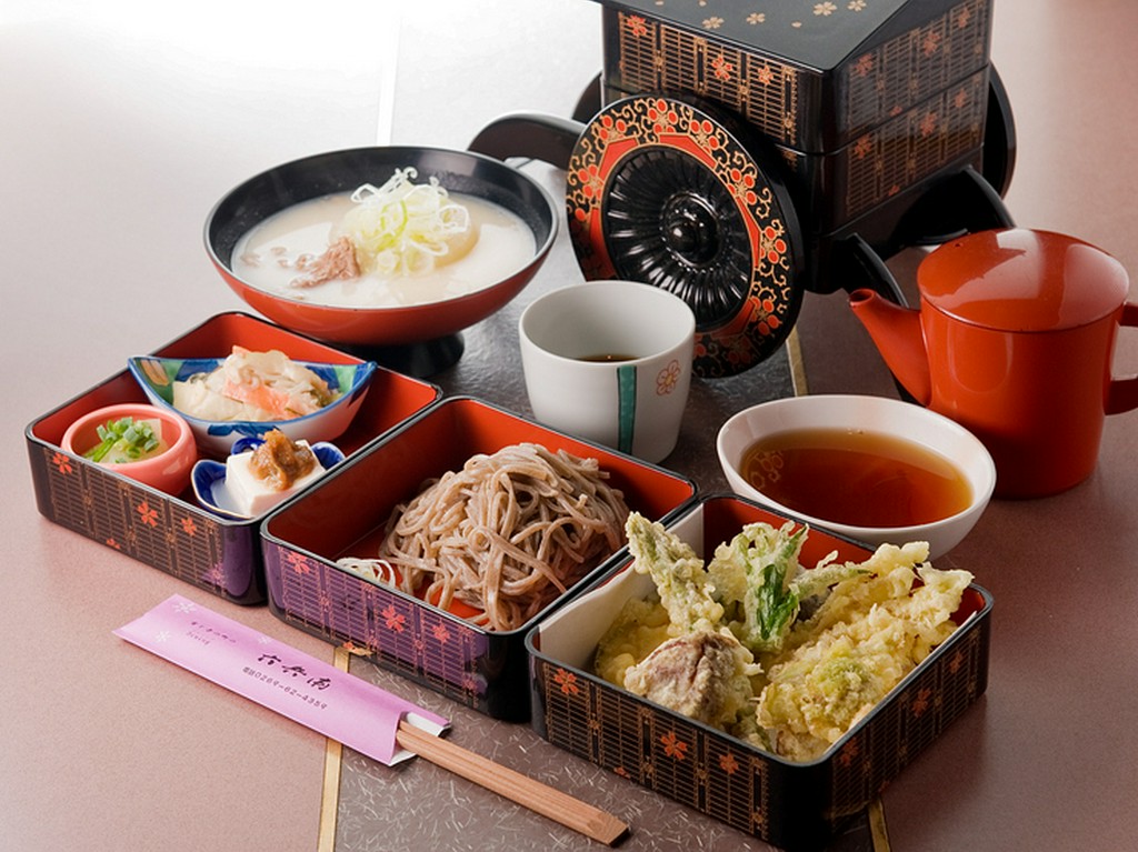 季節限定　ランチ御膳　『飯山寺の町の宝船膳』