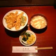 味噌汁・漬物付