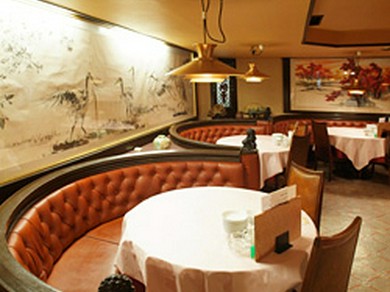 【個室完備】本格宮廷料理が好評。コース「4200〜14280円」各種