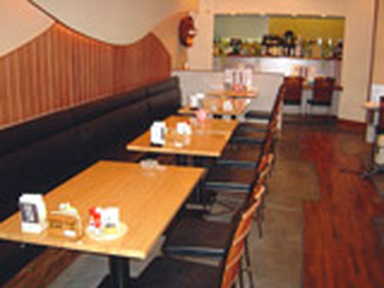 広々とした店内