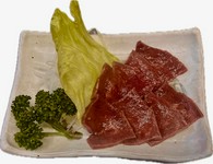 新鮮な牛心臓のお刺身です