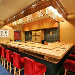 お一人様でもお楽しみ頂けます。大将のお勧めも試してみては