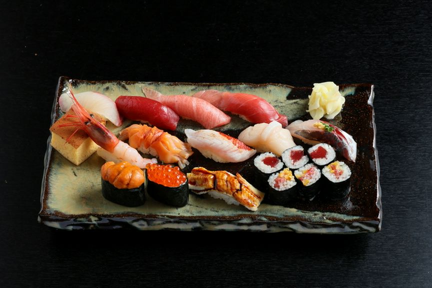 豊洲から毎朝買い付けているので、鮮度は折り紙付き