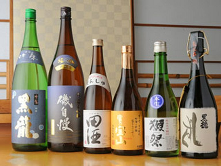 日本酒/焼酎厳選して取り揃えております。