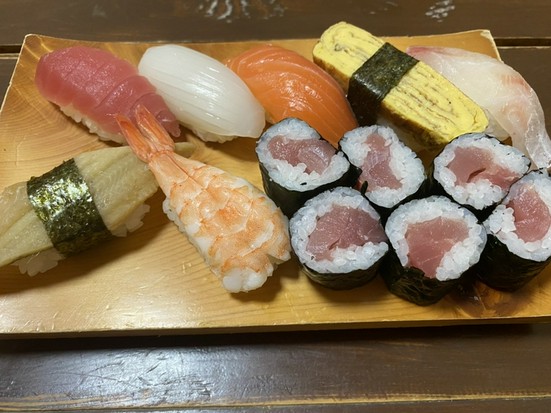 回転寿司 ぶんぶん 多治見 鮨 寿司 のグルメ情報 ヒトサラ