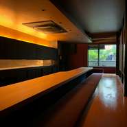 ご希望のご予算、好き嫌いなど詳細、お気軽にお問い合わせください。横並びのカウンター席や貸切、完全個室もございます。(個室料：コース料金総額の10%)