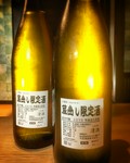 三輪神社のお膝元、今西酒造の蔵限定の酒をほぼ買い占めました。芳醇で女性でも飲み易い「みむろ杉」の限定醸造は2017年末まで入手不可。