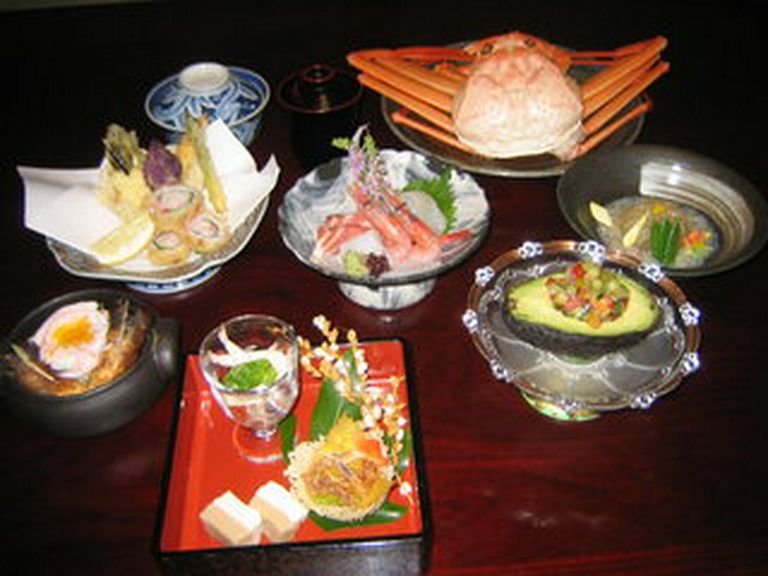 カニかに御膳（ベニズワイ蟹一杯付）