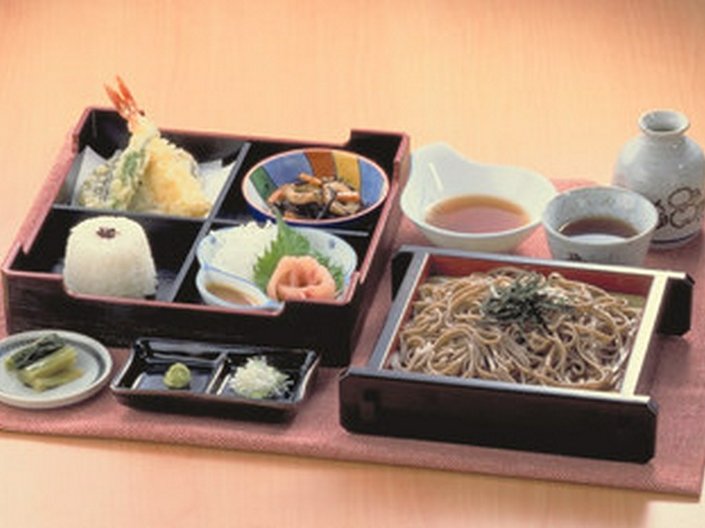 おすすめ！　そば御膳1950円