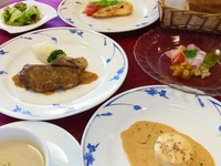 アミューズ・オードブル・スープ魚料理又は肉料理・パン・サラダデザート・コーヒ