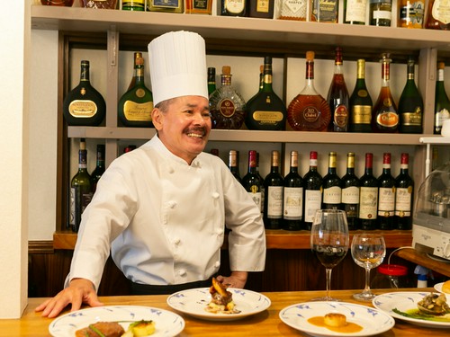 「気軽にフランス料理を楽しんでほしい」と語るオーナーシェフ