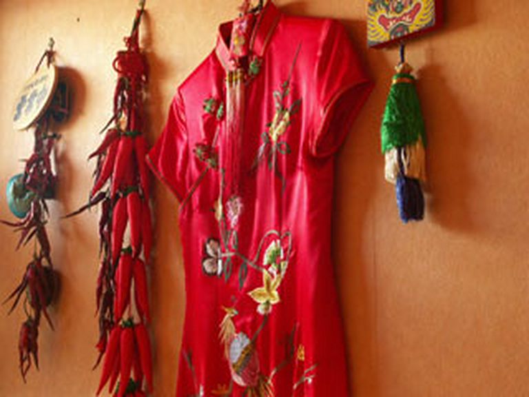 中華ムードの店内