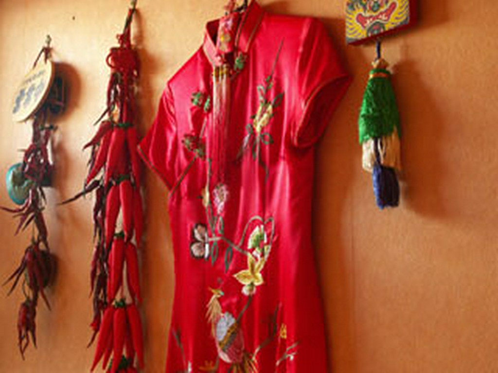 中華ムードの店内