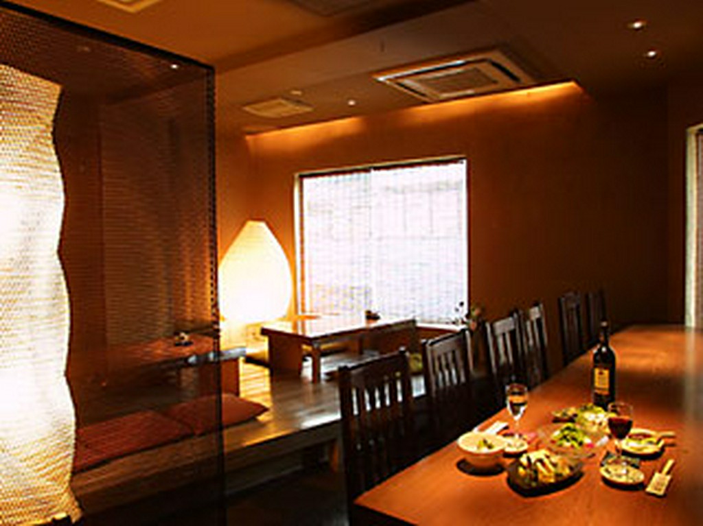 接待や大切なお客さまとの宴の場として使って頂いております。