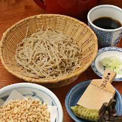 蕎麦には自信があります。是非1度召し上がってください。
