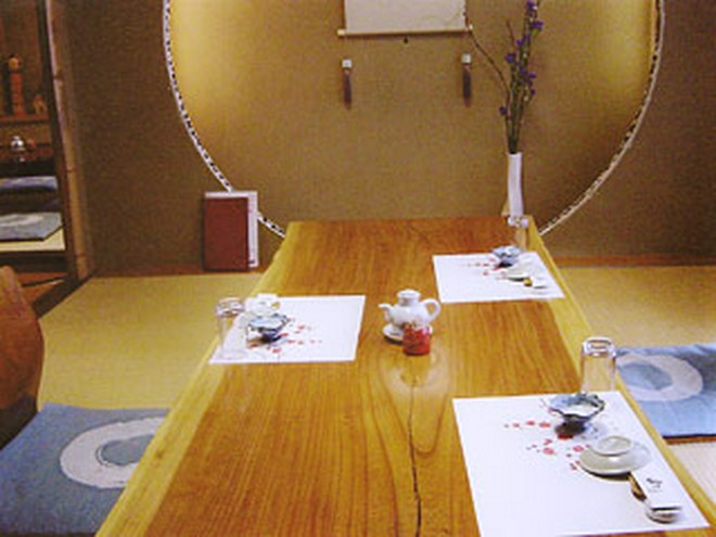 少人数で予約できる個室がある