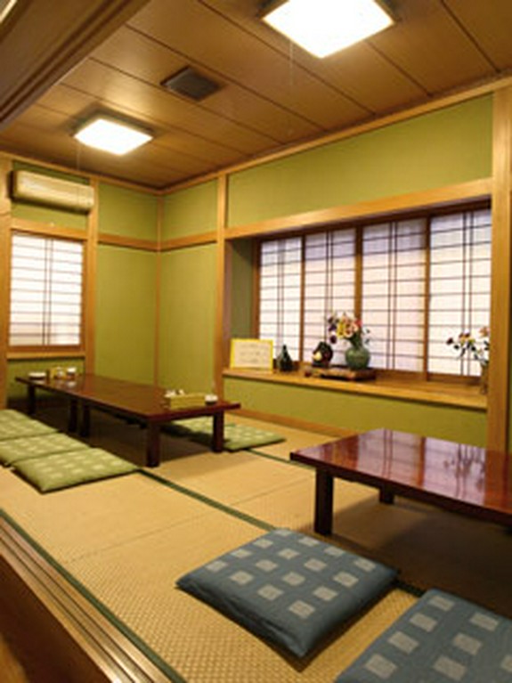 新鮮な素材を生かしたお料理を個室でも味わえます！