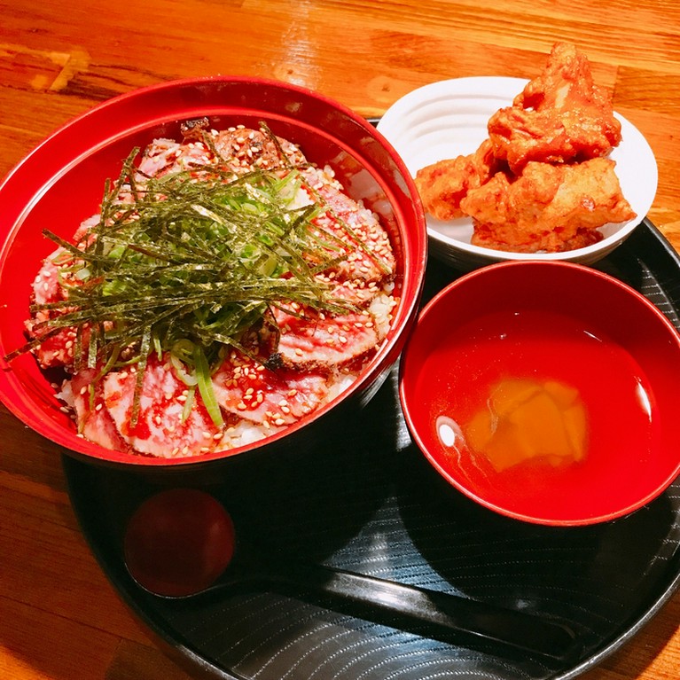 ◆ランチ限定◆国産牛ローストビーフ丼