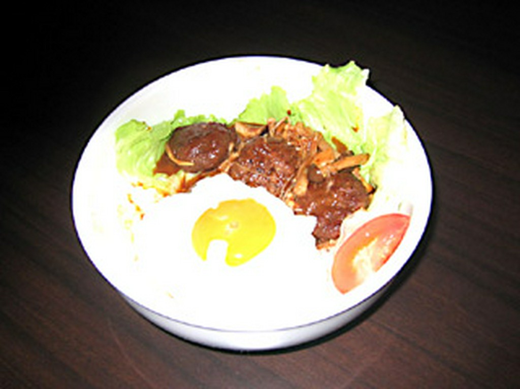 Ｃｈｅ－Ｃｈｅ特製ロコモコ