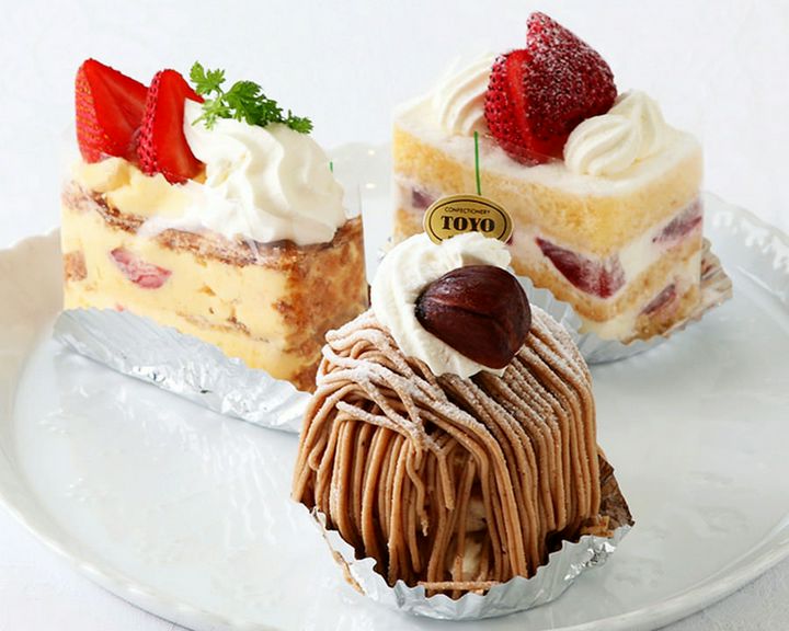 当店専属のパティシエが作る自家製ケーキも多数ご用意。