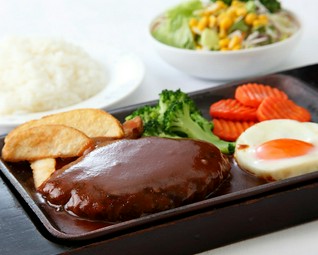 手ごねハンバーグステーキ