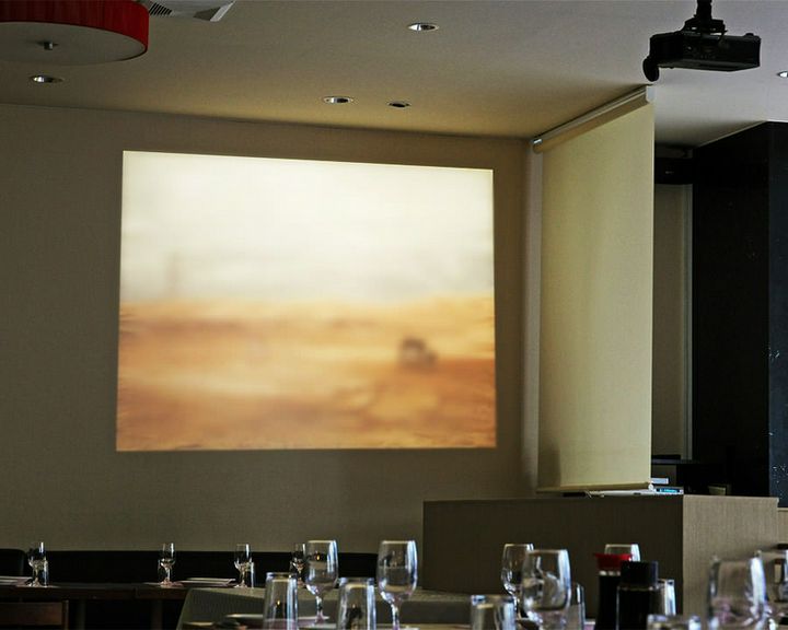 プロジェクター・スクリーン等、無料設備も充実!