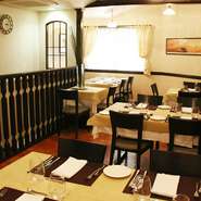 「買い物ついでに立ち寄ったので、気軽な食事を楽しみたい」「今日は記念日だから、豪勢なお料理を」など、お客様のご要望にあわせた料理・おもてなしでお迎えしています。