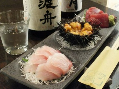 地産の日本酒を嗜みながら、茨城の山海の幸をお愉しみ下さい。