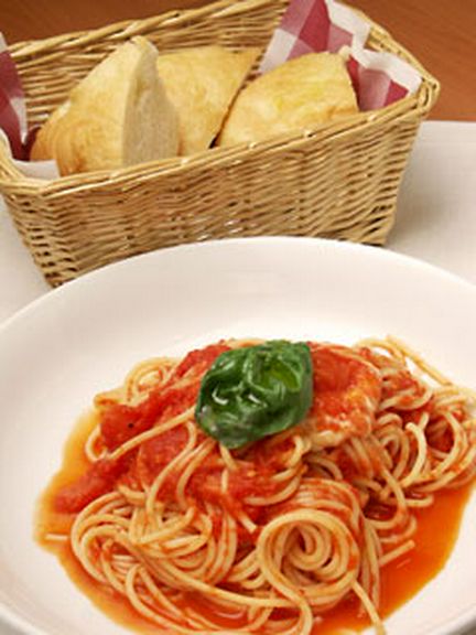 自家製トマトソースがたまらない